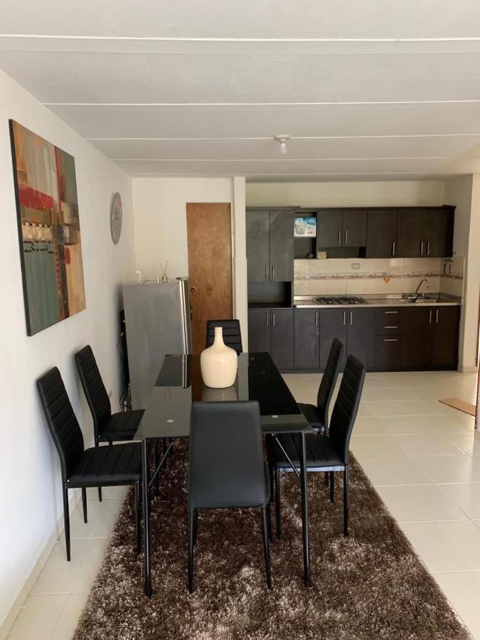 E2 Comodo Y Amplio Apartamento En Laureles Estadio 120 Mts2 Медельїн Екстер'єр фото