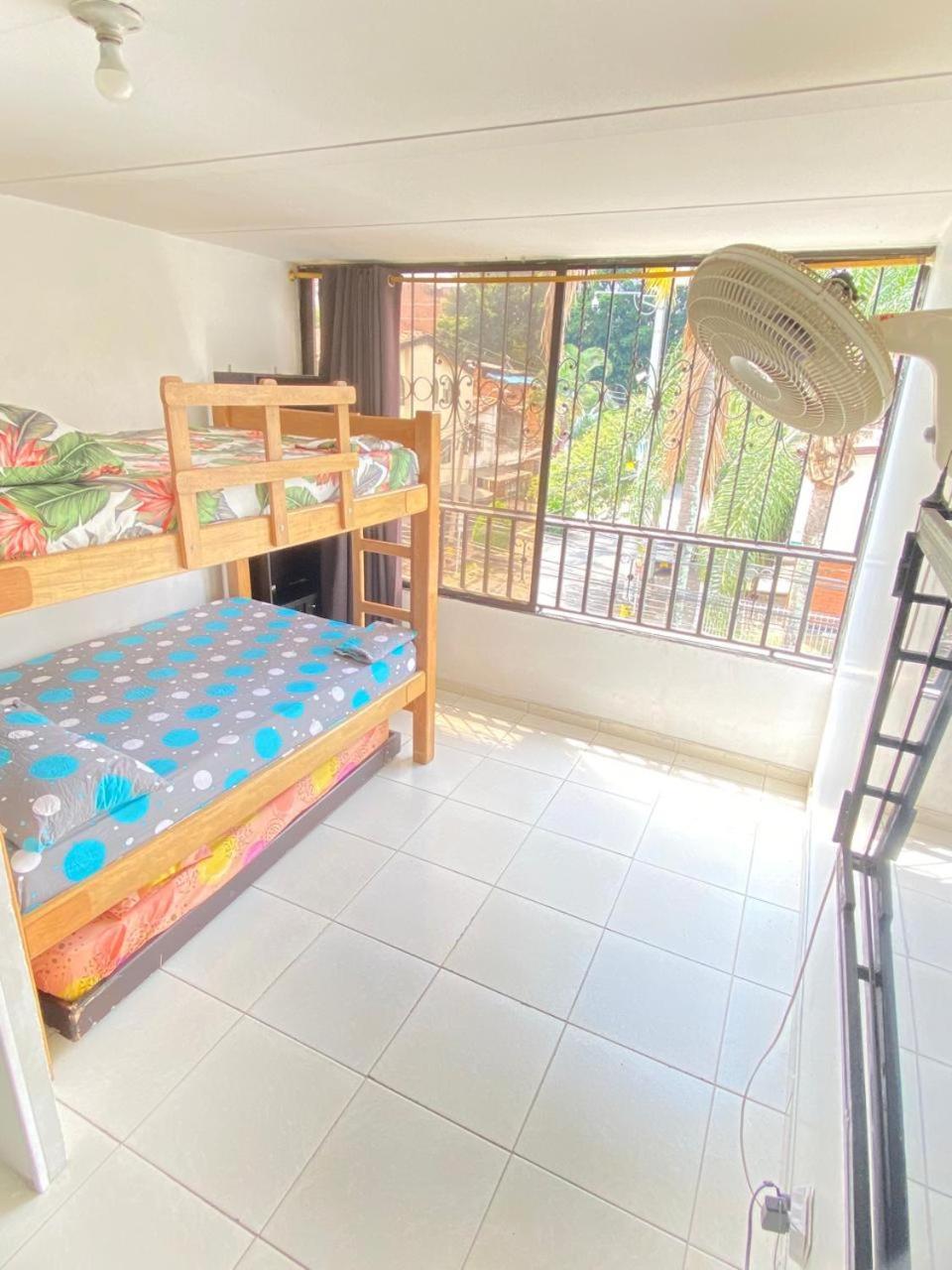 E2 Comodo Y Amplio Apartamento En Laureles Estadio 120 Mts2 Медельїн Екстер'єр фото