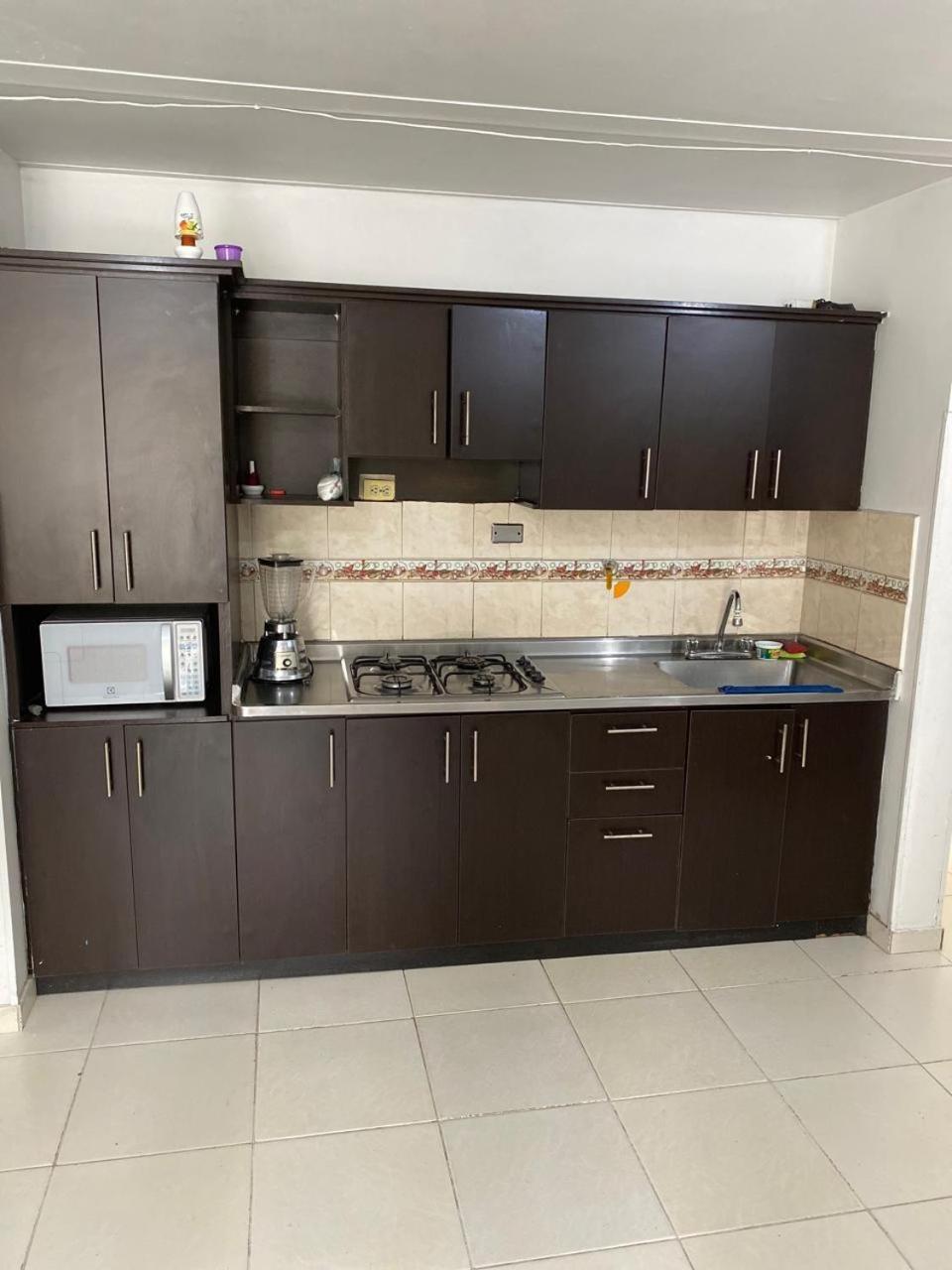E2 Comodo Y Amplio Apartamento En Laureles Estadio 120 Mts2 Медельїн Екстер'єр фото