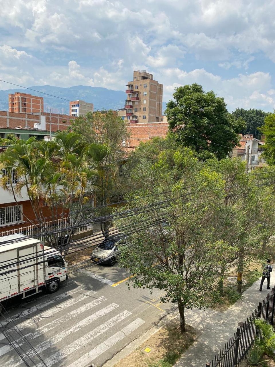 E2 Comodo Y Amplio Apartamento En Laureles Estadio 120 Mts2 Медельїн Екстер'єр фото