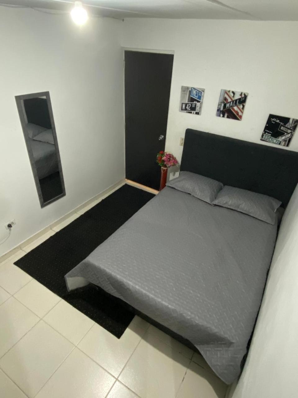 E2 Comodo Y Amplio Apartamento En Laureles Estadio 120 Mts2 Медельїн Екстер'єр фото